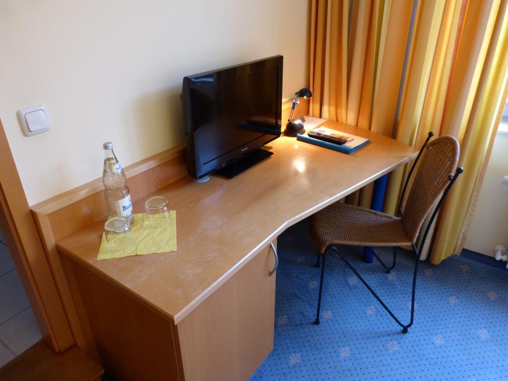 Forsthaus Bergedorf Hotel Hamburg Phòng bức ảnh